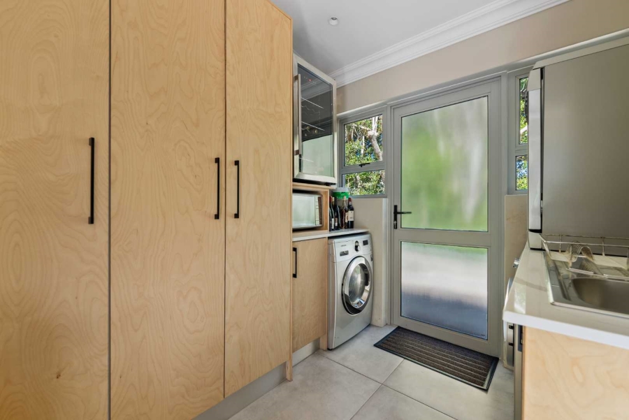 3 Bedroom Property for Sale in Constantia Western Cape